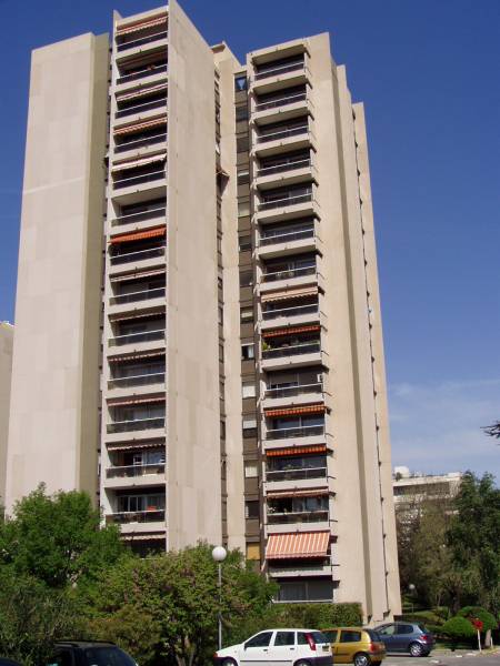 Maintenance des 14 ascenseurs dans cette résidence à MARSEILLE 10EME ARRONDISSEMENT